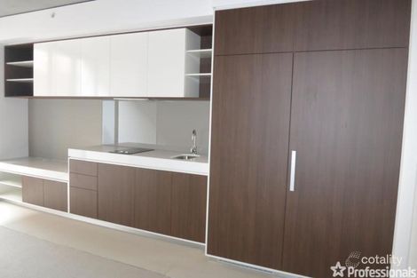 Property photo of 106/33 Claremont Street South Yarra VIC 3141