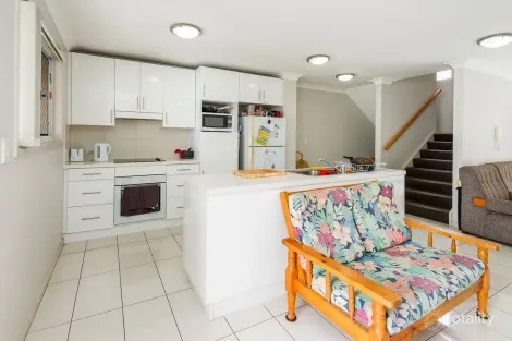 10/108 Nicholson St, Greenslopes, QLD 4120