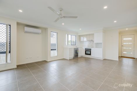 Property photo of 2/12 Appian Way Loganlea QLD 4131