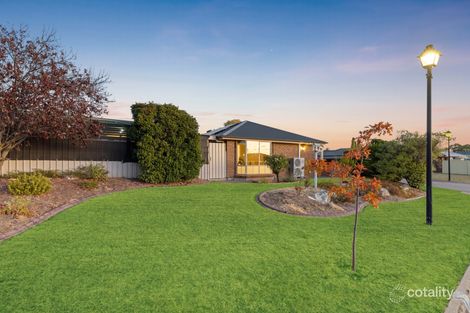 Property photo of 1 Vines Cross Crescent Onkaparinga Hills SA 5163