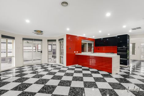 Property photo of 33 Bridgewater Road Craigieburn VIC 3064