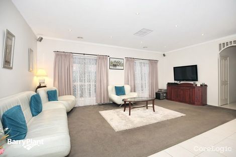 Property photo of 17 Beechville Place Craigieburn VIC 3064