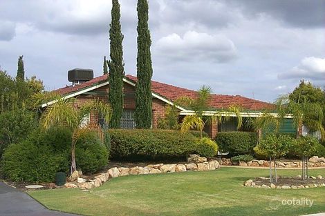 Property photo of 5 Creswick Cross Kiara WA 6054