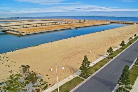 9 Chelydra Pnt, North Coogee, WA 6163