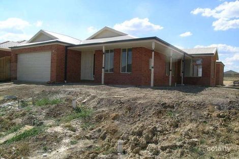 Property photo of 8 Stefan Drive Berwick VIC 3806