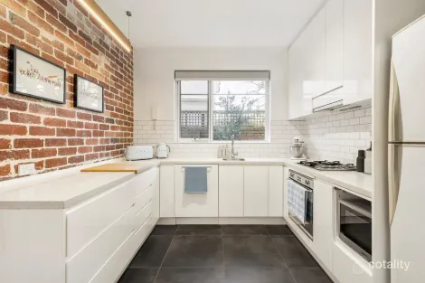 2/139 Alma Rd, St Kilda East, VIC 3183