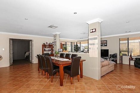 Property photo of 10 Eastlake Green Meadow Springs WA 6210