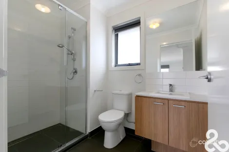 Property photo of 6 Macedon Parade Wollert VIC 3750
