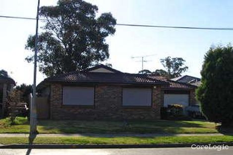 Property photo of 16 Gumdale Avenue St Johns Park NSW 2176