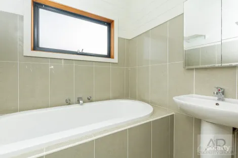 Property photo of 8 Elanora Road Kiama Heights NSW 2533