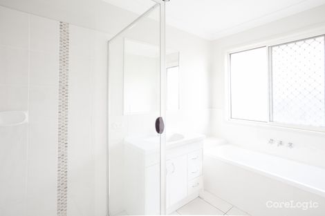 Property photo of 4 Sandpiper Circuit Eagleby QLD 4207