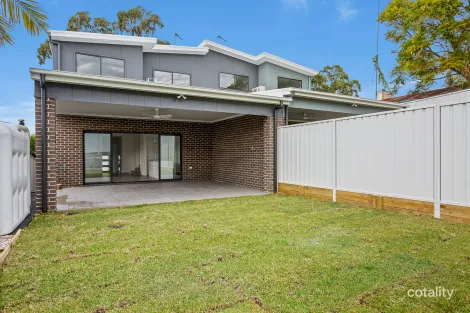 Property photo of 40 Orana Parade Unanderra NSW 2526