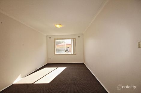 8 Queensborough Rd, Croydon Park, NSW 2133