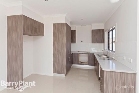 Property photo of 2/2 Townsing Court Altona Meadows VIC 3028