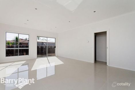 Property photo of 2/2 Townsing Court Altona Meadows VIC 3028