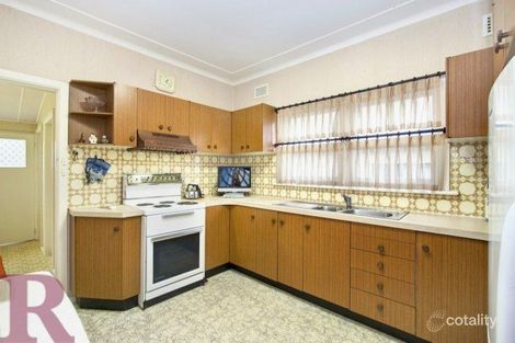 Property photo of 17 Booyong Avenue Caringbah NSW 2229