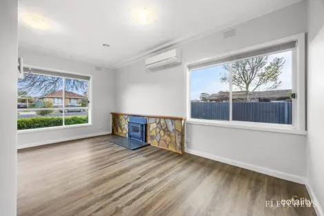 Property photo of 46 Cambridge Street Wendouree VIC 3355