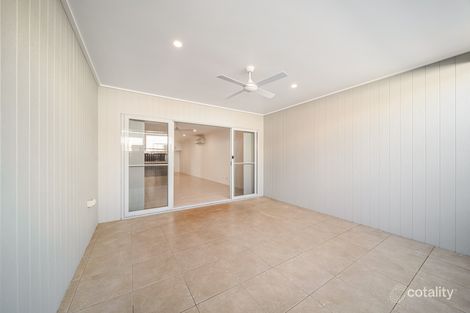 Property photo of 1/9 Flame Tree Avenue Sippy Downs QLD 4556