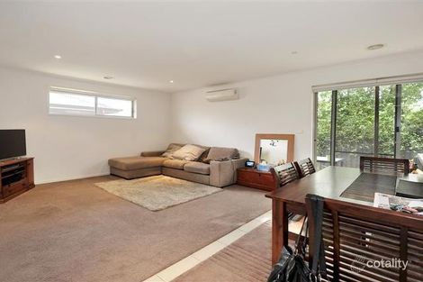 Property photo of 2/105A Yarrowee Street Sebastopol VIC 3356