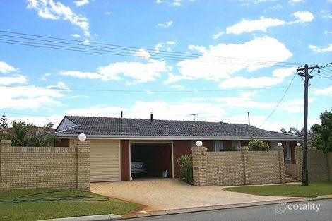 8 Pine St, Menora, WA 6050