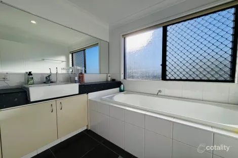 Property photo of 81 Utah Drive Moranbah QLD 4744