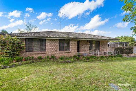 Property photo of 23 Monett Place Orange NSW 2800