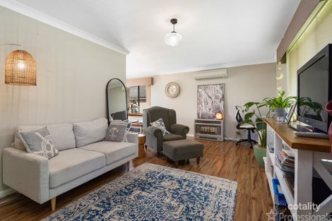 Property photo of 23 Monett Place Orange NSW 2800