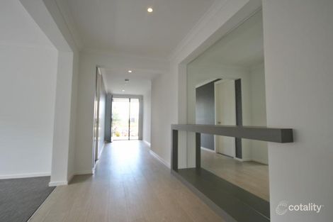 Property photo of 9 Newmarket Parade Mickleham VIC 3064