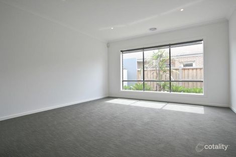 Property photo of 9 Newmarket Parade Mickleham VIC 3064