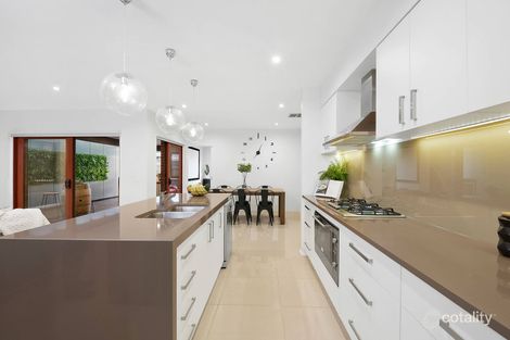Property photo of 5 Woorawa Drive Doreen VIC 3754