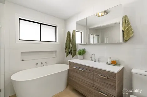 Property photo of 28 Yeo Street Narara NSW 2250