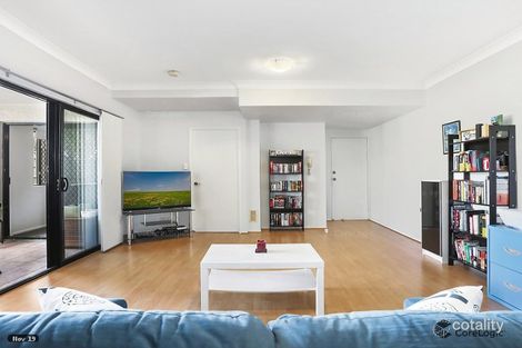 Property photo of 1/16 Jellicoe Street Coorparoo QLD 4151