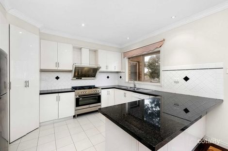 Property photo of 10 Thiele Street Doncaster VIC 3108