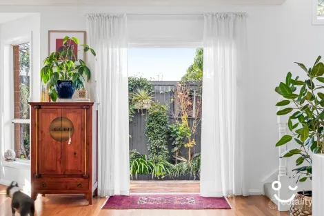 Property photo of 2/24A Robertson Street Coniston NSW 2500