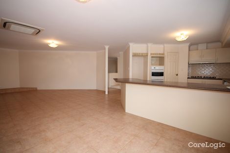 Property photo of 3 Parakeet Outlook Australind WA 6233