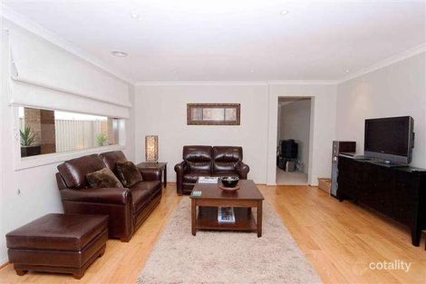 Property photo of 30 Gisborne Way Caroline Springs VIC 3023