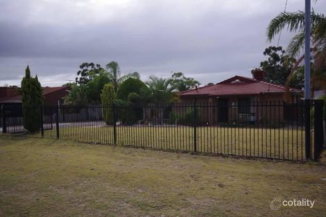 10 Ipswich Cres, Girrawheen, WA 6064
