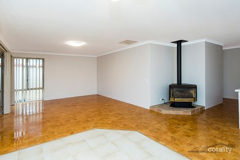 Property photo of 6 Glencoe Parade Halls Head WA 6210