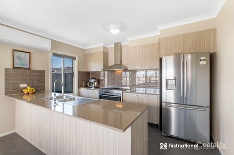 Property photo of 24 Blacker Way Bannockburn VIC 3331