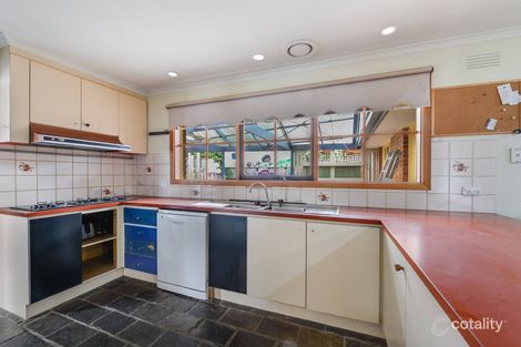 Property photo of 40 Baggott Drive Hoppers Crossing VIC 3029