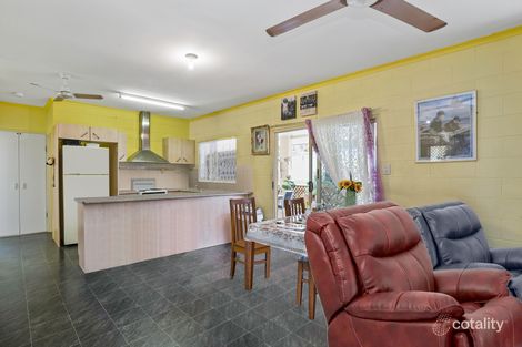 Property photo of 7 Lorraine Close Bentley Park QLD 4869
