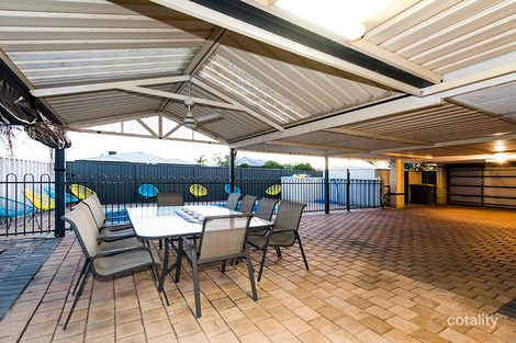 Property photo of 18 Waxflower Bend Huntingdale WA 6110