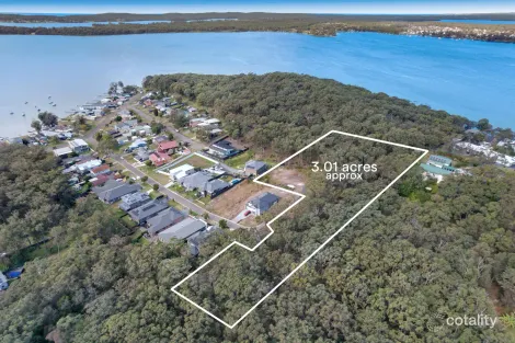 Property photo of 28 Norman Avenue Sunshine NSW 2264