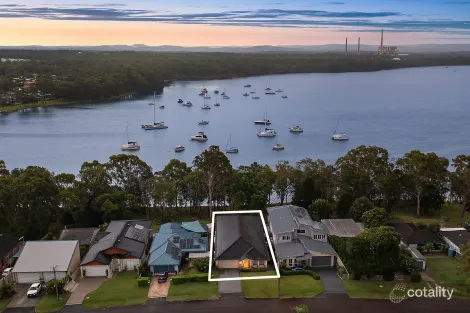 Property photo of 74 Teragalin Drive Chain Valley Bay NSW 2259
