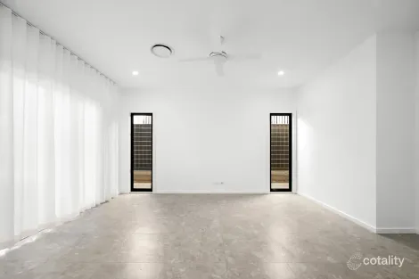 Property photo of 75 Henry Street Greenslopes QLD 4120