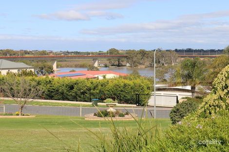 14 Queen Louisa Dr, Long Flat, SA 5253