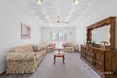 Property photo of 1/2 Pearl Court Mill Park VIC 3082