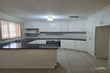 Property photo of 64 Paldi Crescent Glenfield Park NSW 2650