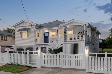 11 Thurso St, North Booval, QLD 4304