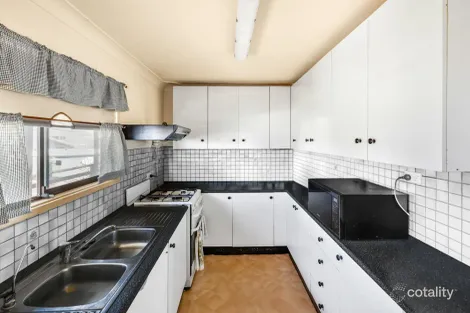 Property photo of 36 Balmoral Drive Gorokan NSW 2263